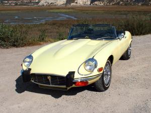 Jaguar E-Type Convertible Yellow (Series III)